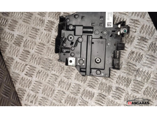 Блок предохранителей 32265898 Volvo XC40