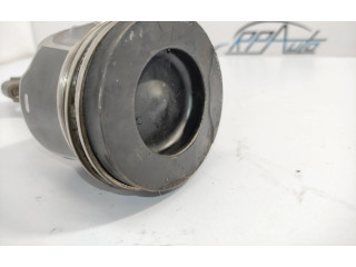 Píst 82L175, F052 Volvo XC60