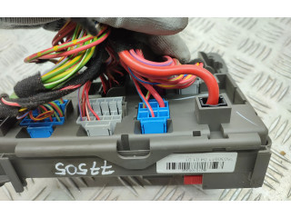 Pojistková skříňka 693168704 BMW X6 E71 2011