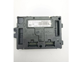 Řídící jednotka 284B14049R Renault Sandero I 2015