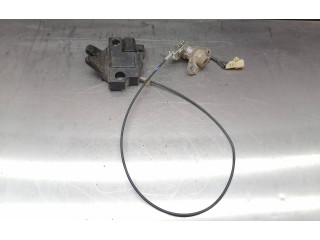 Zámek zadních dveří    Lexus IS 220D-250-350 2005