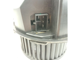 Вентилятор печки    F983228M, VALEO   Volkswagen Touran I