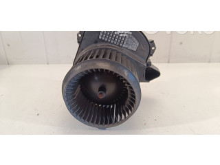 Вентилятор печки    A2469064200   Mercedes-Benz GLA W156