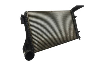 Интеркулер 1K0145803AL Skoda Octavia Mk2 (1Z)