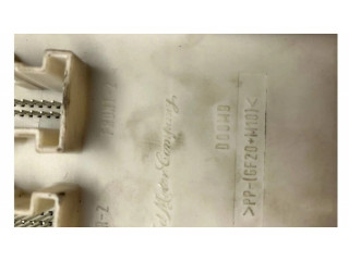 Блок предохранителей 66730C, 05004846 Mazda 3 I