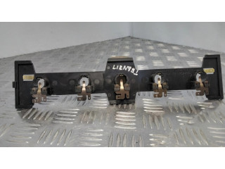 Держатель крышки лампы заднего фонаря