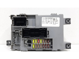 Блок предохранителей 518690940, 28260591 Fiat Grande Punto