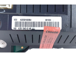 Панель приборов A2515404348   Mercedes-Benz R W251       