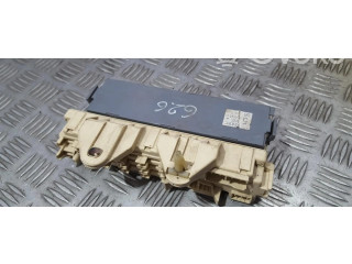 Блок предохранителей     Mazda 626    