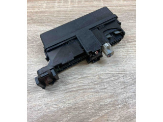 Pojistková skříňka GE6S5335 Mazda 626 1998