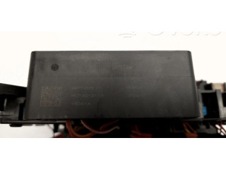 Pojistková skříňka 9270356 BMW 2 F46 2015