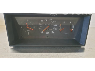 Přístrojová deska Volvo 240 1991