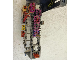 Pojistková skříňka 8D1937545 Volkswagen PASSAT