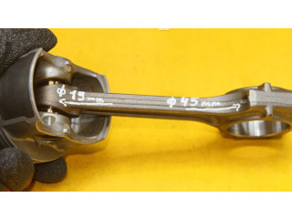 Поршень с шатуном Volkswagen Golf VI