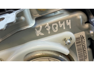 Подушка безопасности водителя 7030A088XA, BC3V24ZASC3H Mitsubishi Outlander