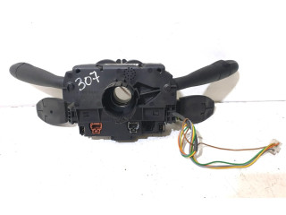 Pojistková skříňka Ручка поворотов/ фонарей 96605599XT Peugeot 307 2005