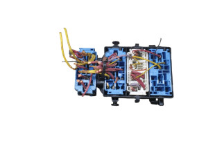 Pojistková skříňka 8200003634 Renault Vel Satis 2005