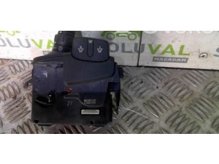 Ручка стеклоочистителей 8201590631 Renault Clio III