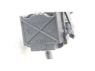 Включатель скорости стеклоочистителей    BMW Z3 E36