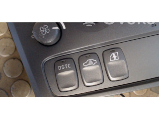 Блок управления климат-контролем 8682928, NICHTZUTREFFEND   Volvo V70