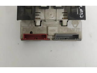 Дисплей    P7700428028A   Renault Clio II