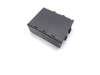 Поршень Блок управления дверью CFB(1KR) 89740-0H040, E1087572  Citroen C1  