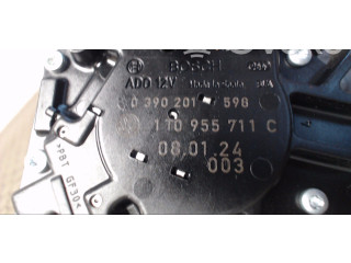 Моторчик заднего дворника 1T0955711C, 0390201598 Volkswagen Caddy