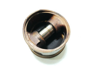  Поршень B 5252 FS   Volvo S70  V70  V70 XC  