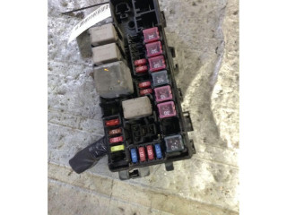 Блок предохранителей Daihatsu Sirion