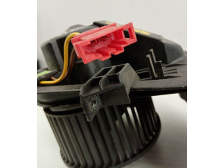 Вентилятор печки    1H1820021, H17833658D   Volkswagen Golf III