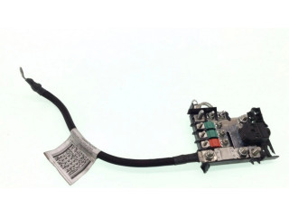 Узел подключения плюсовых проводов