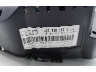 Панель приборов 4E0920951J   Audi A8 S8 D3 4E       