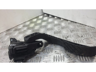 Педаль акселератора