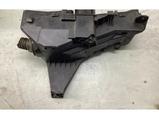 Блок предохранителей 9494210 Volvo S60