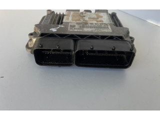 Řídící jednotka 03G906021QJ, 0281014064   Volkswagen Caddy 2007