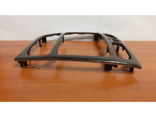 Другая центральная деталь консоли (туннеля)