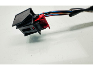 Зеркало электрическое Volkswagen Golf Plus 2005 - 2013 года