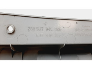 Задний фонарь левый 5J7945095, 5J7945111    Skoda Roomster (5J)   2006-2015 года