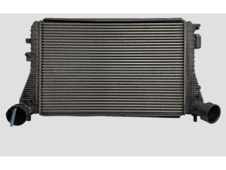 Интеркулер 1K0145803CD, 1K0145803 Skoda Octavia Mk2 (1Z)