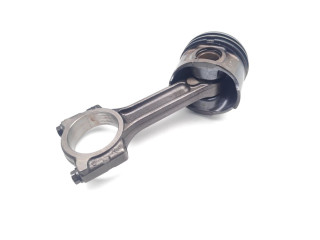 Píst K9K636 Nissan Juke I F15 K9K636