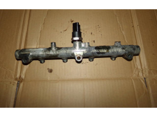 Vstřikovací lišta 0445214017 Peugeot 807