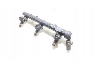 Топливная рампа    Skoda Citigo   для двигателя AHY