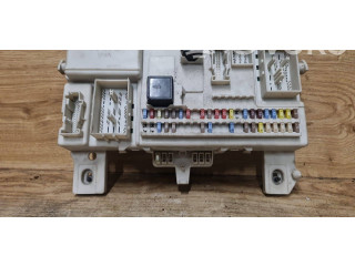 Блок предохранителей 30765015, 021106 Volvo C70