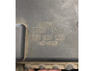   Pojistková skříňka 1J0937550   Audi A3 S3 8L 1999