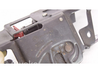 Zámek zadních dveří 7057364 BMW 3 E46 2002