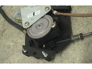 Zámek zadních dveří 04724556AE Chrysler PT Cruiser 2002