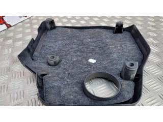 Крышка двигателя (отделка)