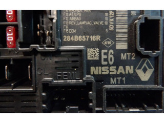   Pojistková skříňka 284B65716R   Renault Sandero  2021