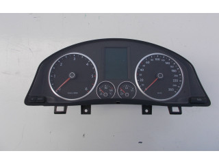 Přístrojová deska Volkswagen Tiguan 2009 5N0920870D, 5N0920870D