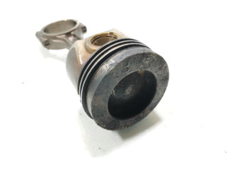 Поршень с шатуном DFSD Volkswagen Caddy